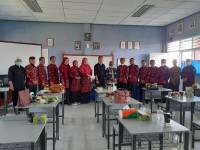 KUNJUNGAN KERJA MUSYAWARAH KERJA KEPALA SEKOLAH (MKKS) KE KAMPUS BIRU EVOLUSI