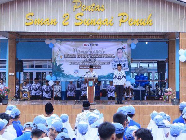 UPACARA PERINGATAN HARI PGRI TAHUN 2025 SMA NEGERI 2 SUNGAI PENUH