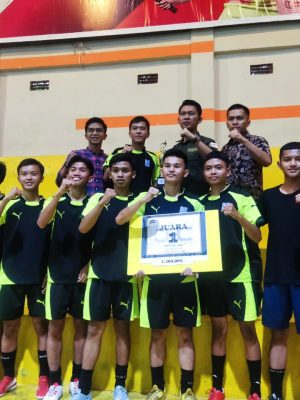 PRESTASI LAGI...!! JUARA 1 TIM FUTSAL SMAN 2 SUNGAI PENUH DI TURNAMEN JUANDA SPORT CENTER