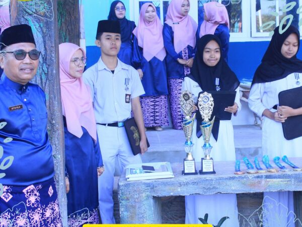 PERINGATAN HUT PROVINSI JAMBI KE-69 SMA NEGERI 2 SUNGAI PENUH